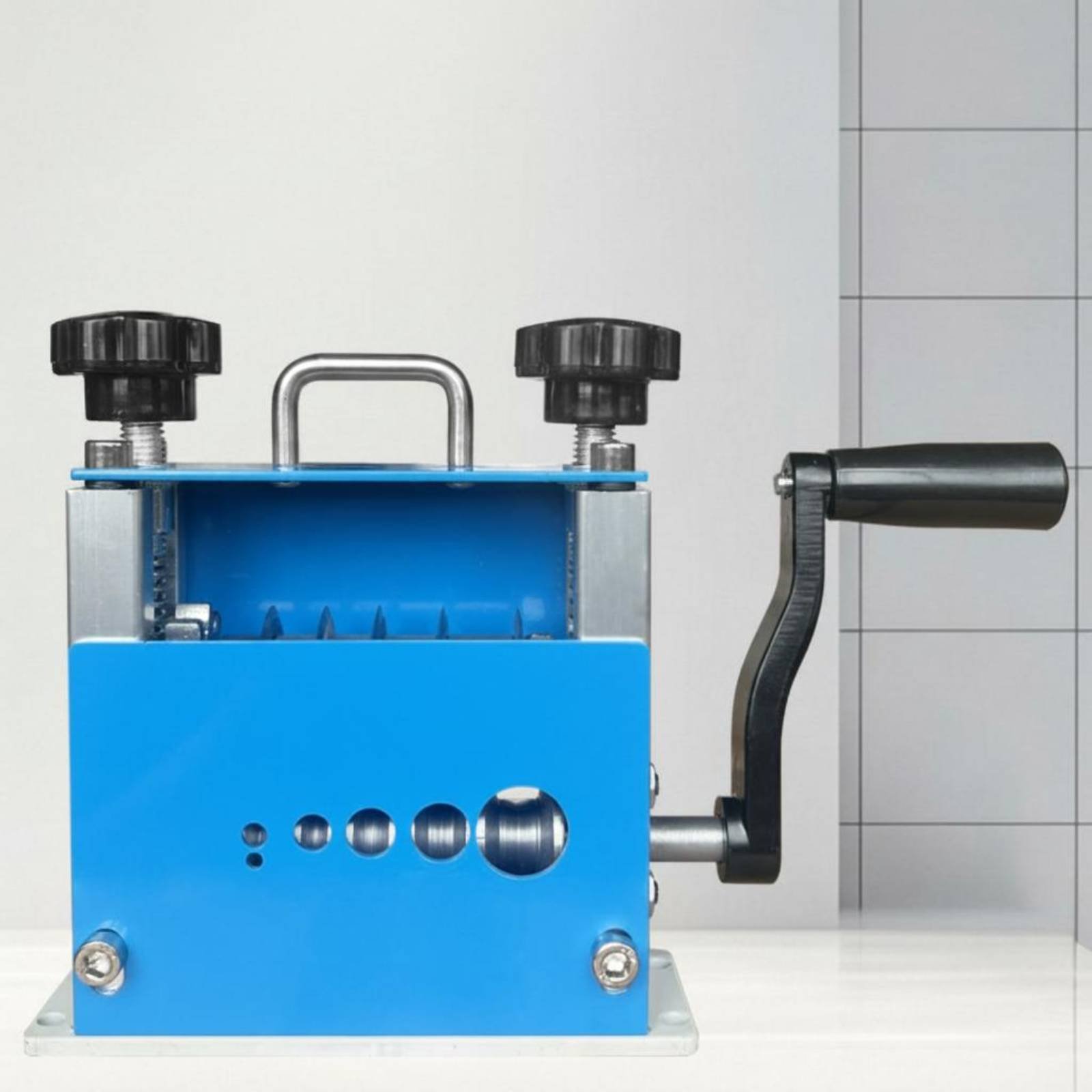 Multi-Hole Cord Peeler Twin-Dr - Tool Workshop のレビューと価格